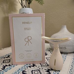 Renelif Neck Skin Therapy Tool in Cream and Gold